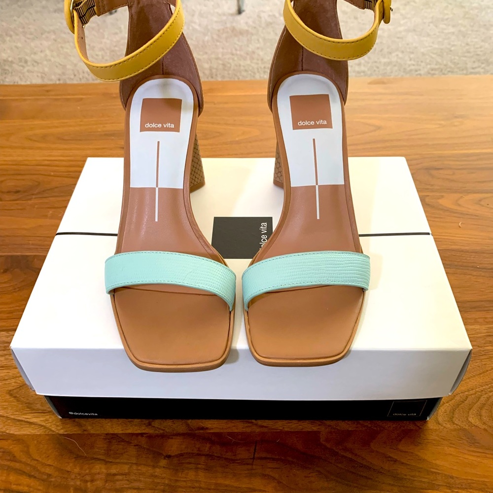 Fionna Dolce Vita sandals- BRAND NEW